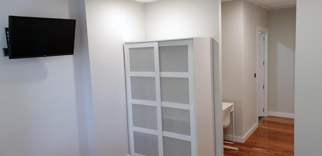 Cv33 Ostatua Hotel Bilbao Ngoại thất bức ảnh