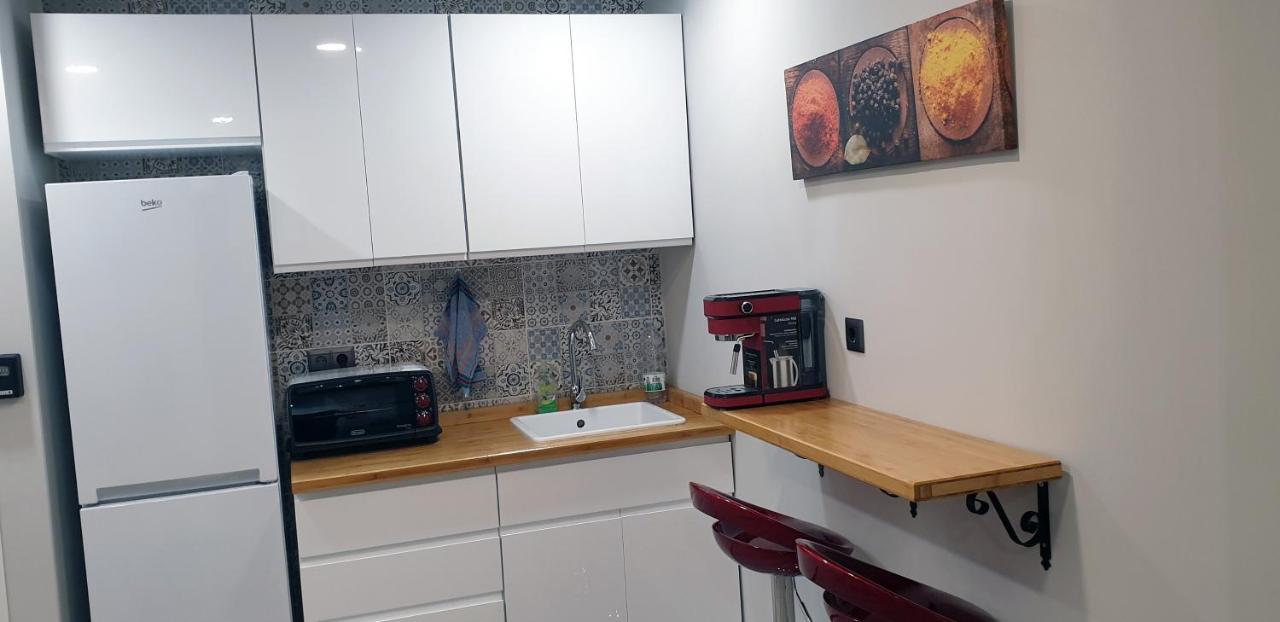 Cv33 Ostatua Hotel Bilbao Ngoại thất bức ảnh