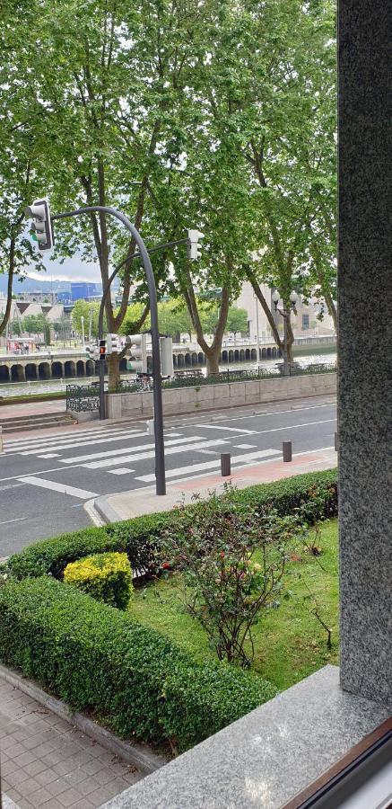 Cv33 Ostatua Hotel Bilbao Ngoại thất bức ảnh