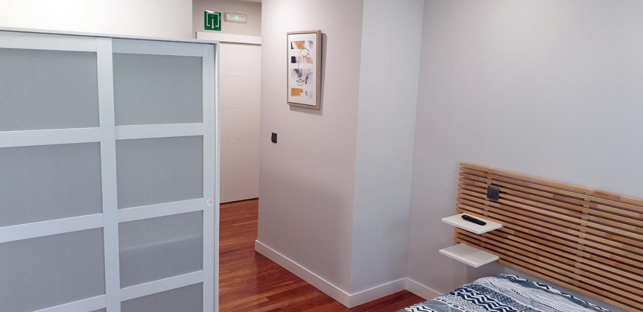 Cv33 Ostatua Hotel Bilbao Ngoại thất bức ảnh