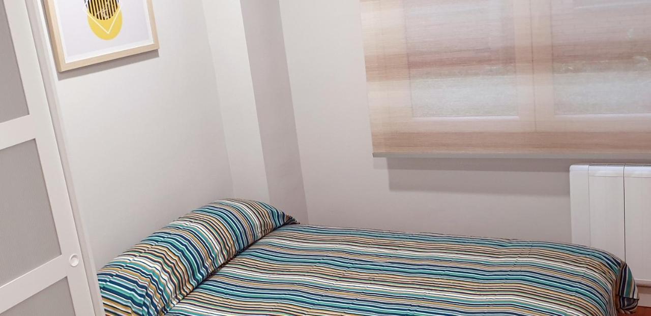 Cv33 Ostatua Hotel Bilbao Ngoại thất bức ảnh