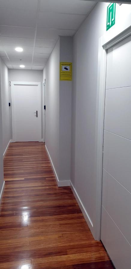 Cv33 Ostatua Hotel Bilbao Ngoại thất bức ảnh