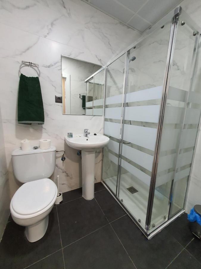 Cv33 Ostatua Hotel Bilbao Ngoại thất bức ảnh