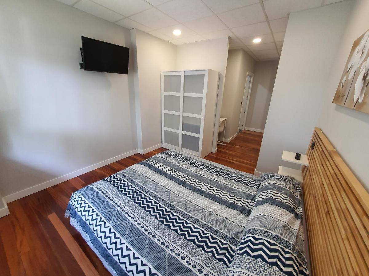 Cv33 Ostatua Hotel Bilbao Ngoại thất bức ảnh