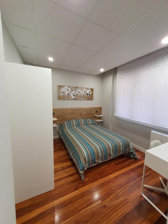 Cv33 Ostatua Hotel Bilbao Ngoại thất bức ảnh