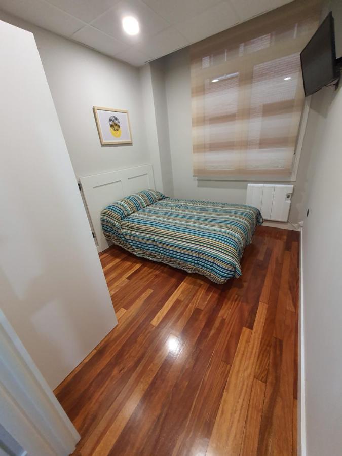 Cv33 Ostatua Hotel Bilbao Ngoại thất bức ảnh